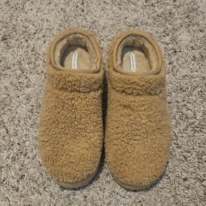 Tan Fleece Slippers